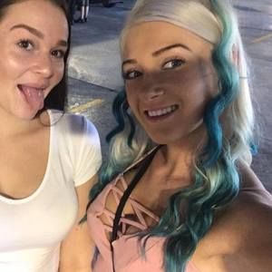 Meet your Posher, Paris